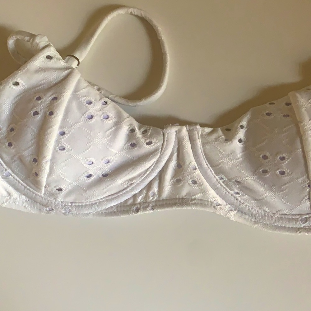 White Pattern Bikini Set - image 5